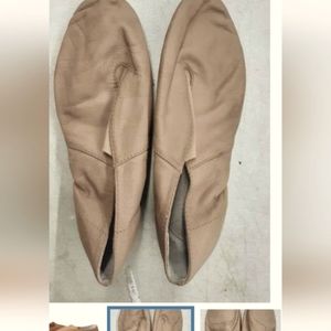 Bloch Women's Super Jazz Slip-on Dance Shoe, Tan, Size 8.5